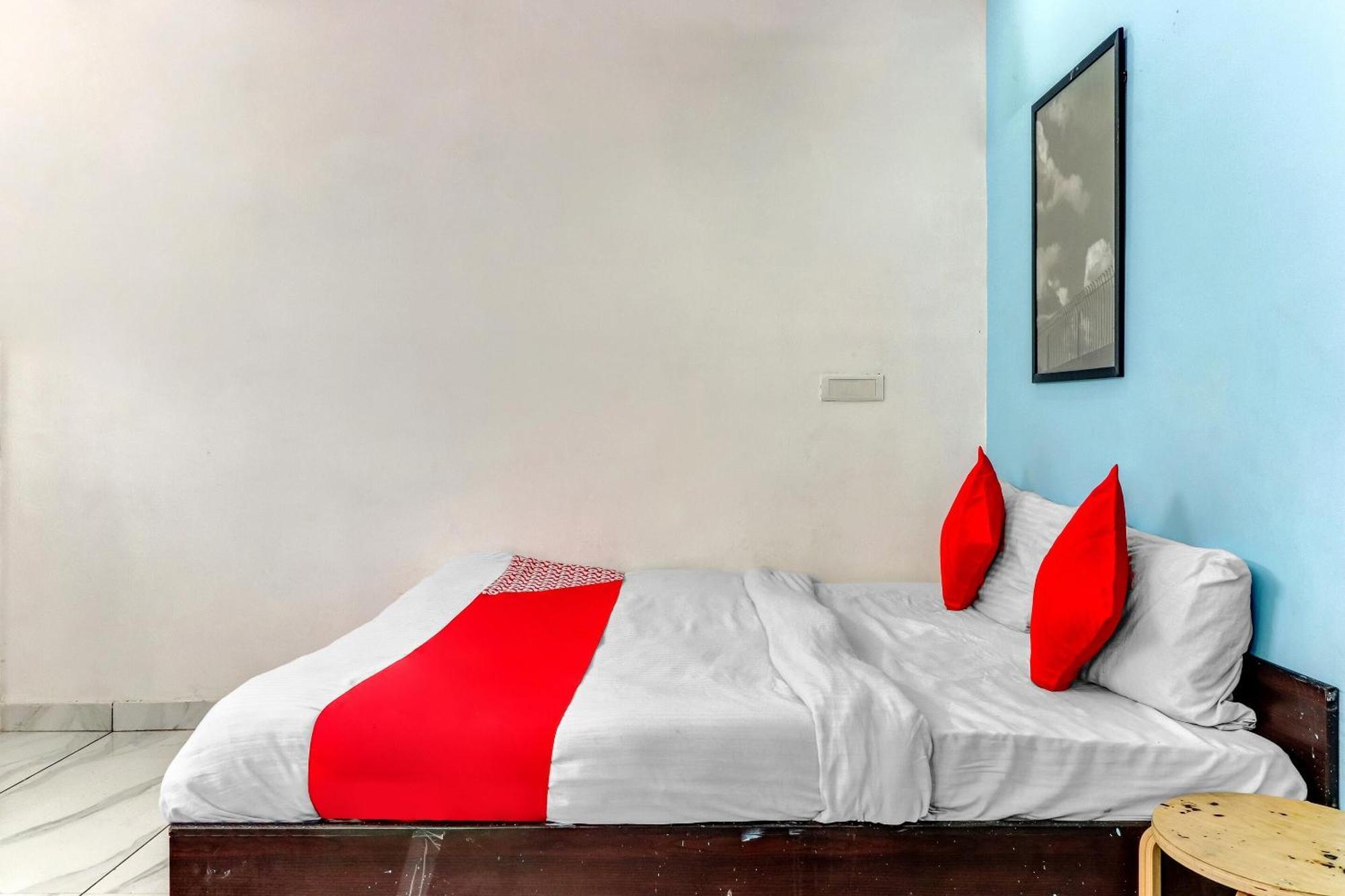 Hotel O Cozy Stay Delhi Kültér fotó